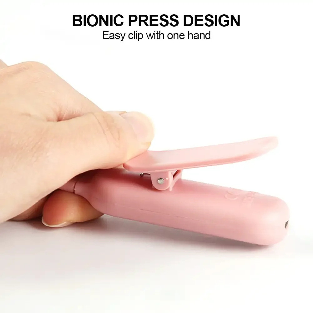 Mini LED Lampka Klipsowa do Książki – 3 Tryby Światła, Regulowana Jasność, Ładowalna, Idealna do Czytania w Podróży i w Sypialni